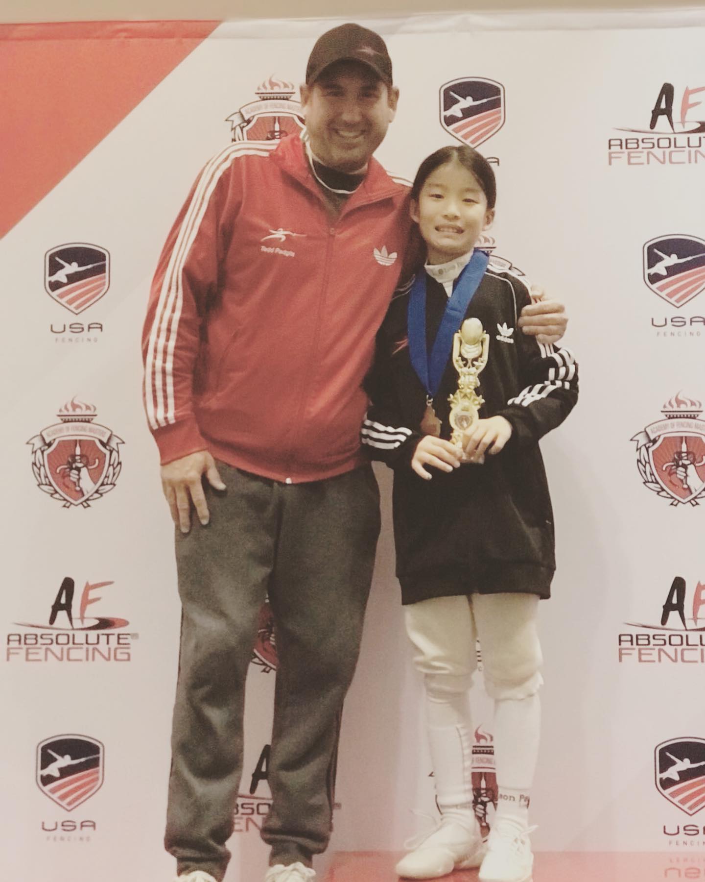 Sophie Duan national gold medalist! Womens Foil at AFM Super Regional SYC. #fencing #foilfencing #foil
#foilfencing #foilfencer
#foilfencingcompetition #fencingclub
#gold #medal #medalist #teamtouchefencing